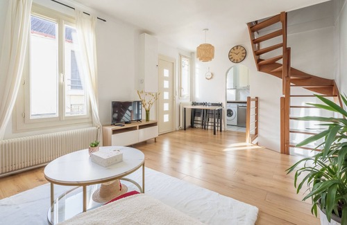 Soisy-sous-Montmorency Casa | Elegant Paris 2024