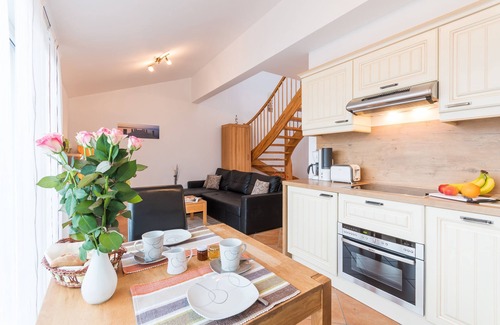 Rugen Island Apartamento | Elegant gallery apartment with south-facing balcony, just a few meters from the beach
