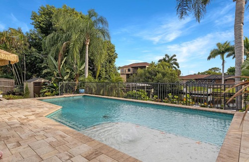 Bonita Springs Casa | Elegant guest suite with a Dock and Pool