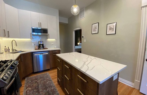 Ravenswood Condominio | Elegant Hideaway in the Heart of Andersonville