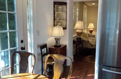 North Upper Street Casa | Elegant & Historic 1805 Thomas January Hemp House