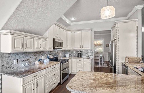Lakeland Casa | Elegant Home with Pool, Office, Theater, and Fence