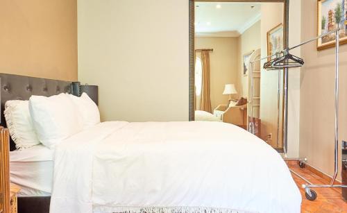 Trousdale Estates Apartamento | Elegant Homestay Beverly Hills - 10mins To Rodeo Drive