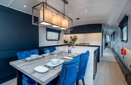 Limehouse Alquiler De Eote | Elegant houseboat near Canary Wharf