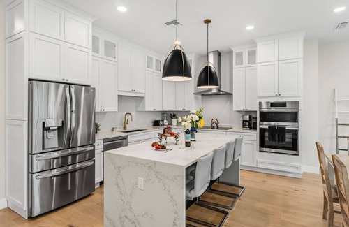 Indialantic By The Sea Casa | Elegant Indialantic Townhome Retreat W/ Private Balconies, Patio & BBQ Grill!