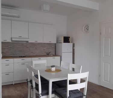 Gospic Apartamento | Elegant Inn Gospić
