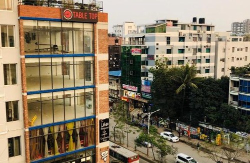 Uttara Apartamento | Elegant lakeside apartment near airport in Dhaka