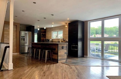 Bushkill Casa | ⭐️⭐️ Elegant Lakeside Getaway
