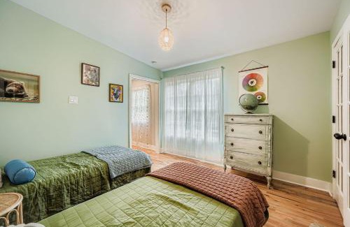 Clarkston Casa | Elegant Large 5 bedroom Family Home