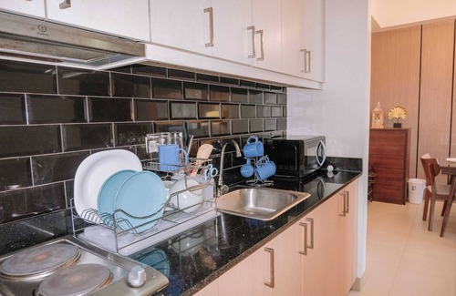 Iloilo Apartamento | Elegant Living in the City
