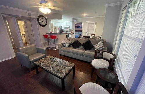 North Druid Hills Apartamento | Elegant Luxurious 2 BD SUITE
