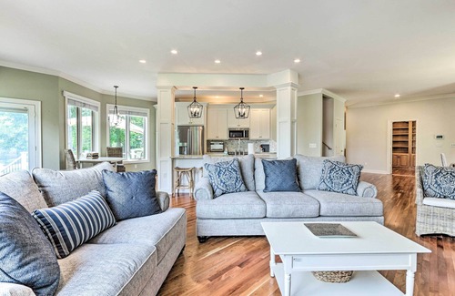 Middlefield Casa | Elegant Middlefield Getaway w/ Game Room!