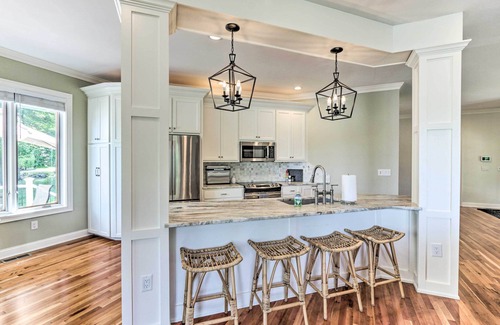 Middlefield Casa | Elegant Middlefield Getaway w/ Game Room!