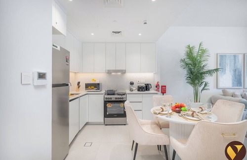 Umm Suqeim 3 Apartamento | Elegant MJL Pool View Near Burj Al Arab