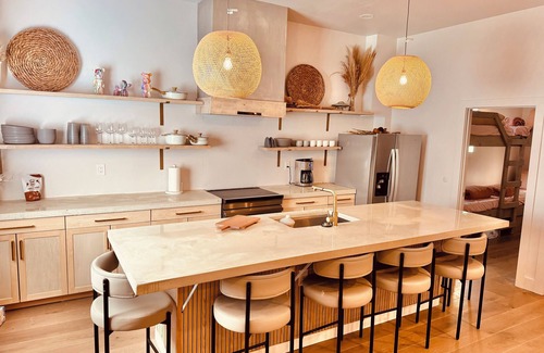 Peoplestown Casa | Elegant Modern Scandinavian Compound HOT TUB 12 bedrooms 6 bath Atlanta