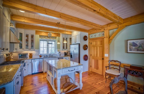 Mill Spring Cabina | Mountain Dream: la casa de tus sue��os en las estribaciones de Carolina del Norte
