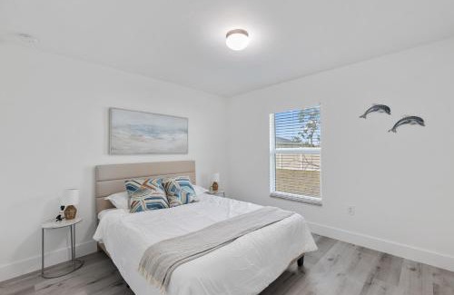 Mariner Casa | Elegant Newly Built Cape Coral Vacation Rental
