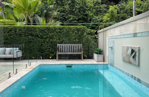 Port Douglas Villa | Elegant Ocean Villa.