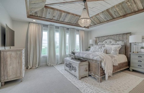 Rexburg Casa | Elegant Oxbow Farmhouse-Sleeps 20 (More pics soon)