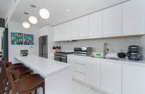 Ampliación Juárez Apartamento | Lujoso PH en El Médano – Jacuzzi, asador y vistas