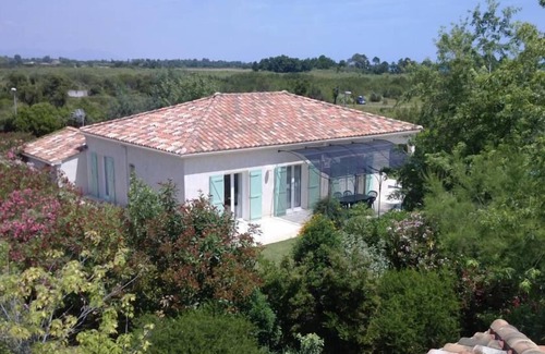 Solaro Casa | Elegante villa a la orilla del mar con piscina privada en un jardín de 2000m2