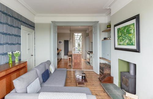Bangor Apartamento | Elegant Seaview Apartment