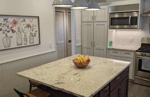 Middleton Casa | Elegant Space–Premium Kitchen–Spacious & Ideal for Gathering w/ Friends & Family