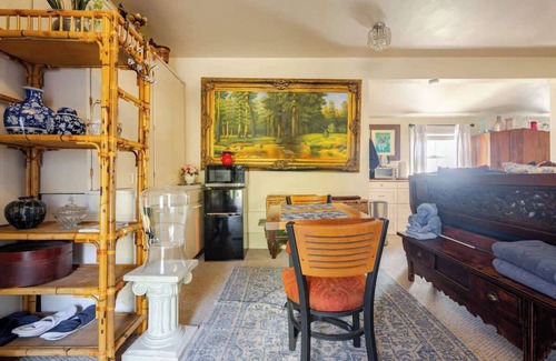 Claremont Casa | Elegant Spacious Private Studio ~ Upscale Berkeley