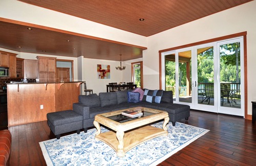 Lilliwaup Casa | Elegante, espacioso, privada, Frente al canal de la capilla Inicio