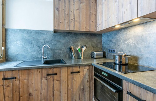 Val-d'Isere Apartamento | Apartamento elegante y espacioso con balcón orientado al sur cerca de las pistas