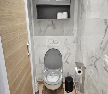 Biarritz Apartamento | Elegant studio, 2-4 people, WiFi, pool, parking