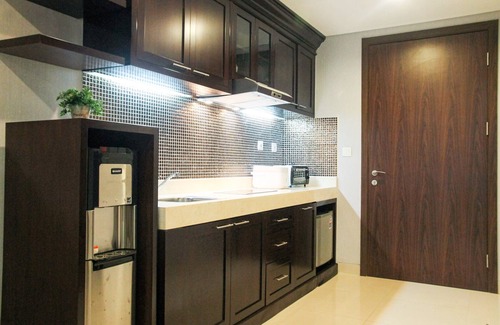 Bangka Apartamento | Elegant Studio Kemang Village Apartment