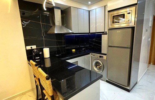 L'Ocean Apartamento | Elegant studio near the beach, Four Seasons, and tramway - Rabat center