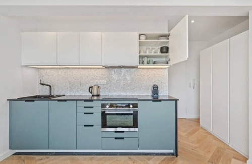 Hollerich Apartamento | Elegant Studio w/ High-Speed WiFi & Full Kitchen