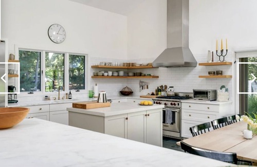 East Hampton Casa | Retiro elegante, elegante y sereno - East Hampton Central & Private Location!