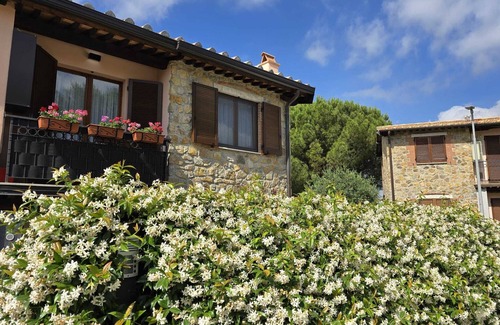 Manciano Apartamento | Elegant suite with exclusive bathroom and balcony