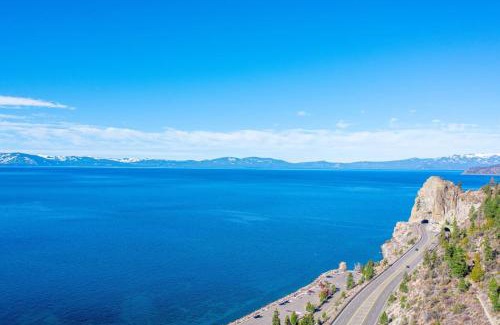 Lincoln Park Casa | Elegant Tahoe Escape Comfort and Style Combined