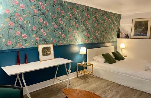 7th Arrondissement Apartamento | Elegant Triplex - Tour Eiffel Invalides