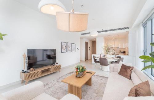 Al Safa Apartamento | Elegant unit in Al Wasl sleeps 4 with Canal Views