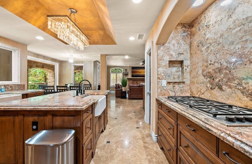 Rancho Santa Margarita Casa | Elegant Villa Retreat Pool Garden Alfresco Lounge