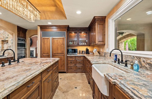 Rancho Santa Margarita Casa | Elegant Villa Retreat Pool Garden Alfresco Lounge