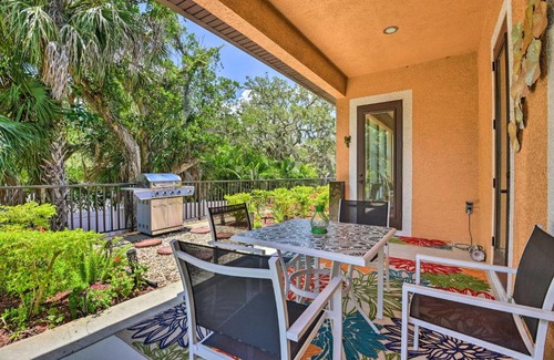 Venice Casa | Elegant Venice Home with View - Walk to Beach!