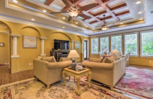 Venice Casa | Elegant Venice Home with View - Walk to Beach!