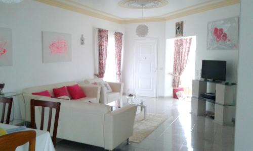 Vale de Carro Villa | Elegant Villa in Albufeira with Private Pool.