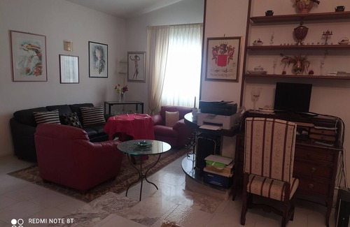 Bovalino Apartamento | Elegant villa in the countryside near the sea
