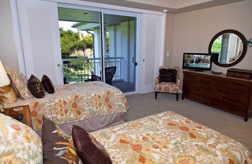 Kamuela Condominio | Elegant villa just 10-minute walk to beaches!