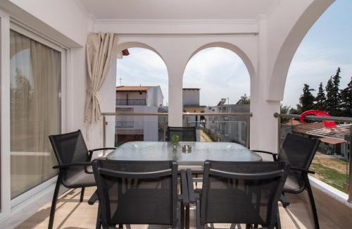Toroni Apartamento | Elegant Villa Stelios