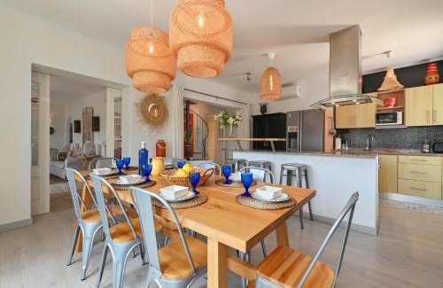 Costa de Benissa Villa | Elegant Villa with Pool , cleaning included