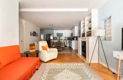 Wicker Park Condominio | Elegant Wicker park condo ! Walking distance to train and restaurants