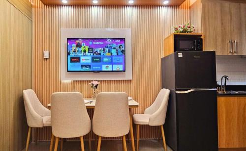 Barangay 76 Hotel | Elegant with Best View Fast Wifi Mall of Asia Airport